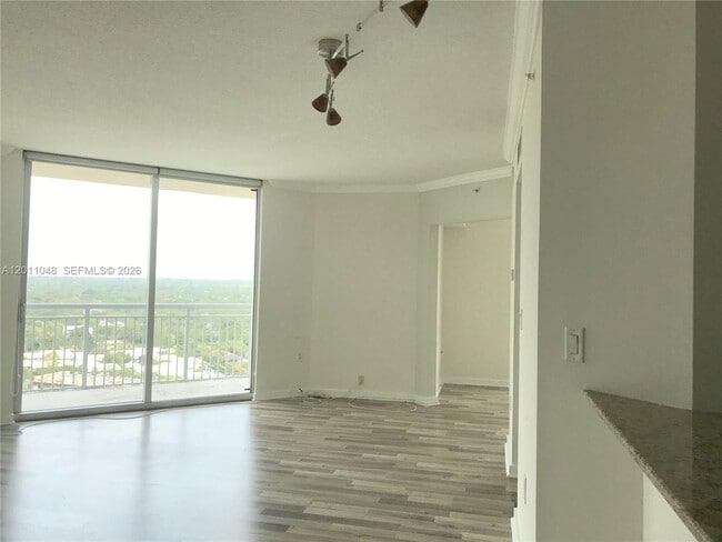 Building Photo - 9055 SW 73rd Ct Unit 1903