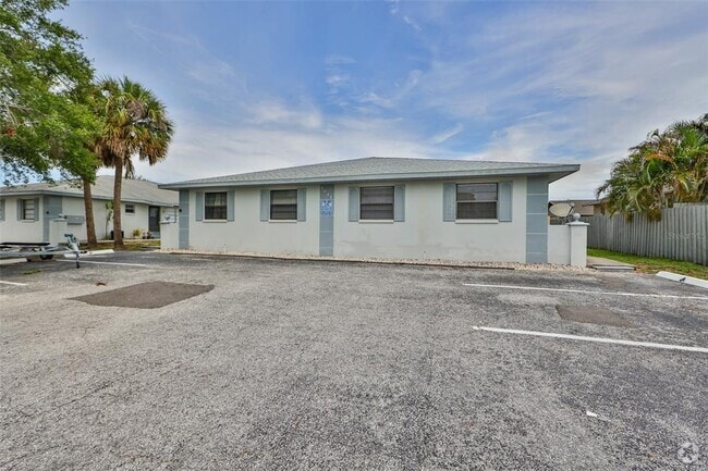 Building Photo - 1041 Apollo Beach Blvd Unit F Rental