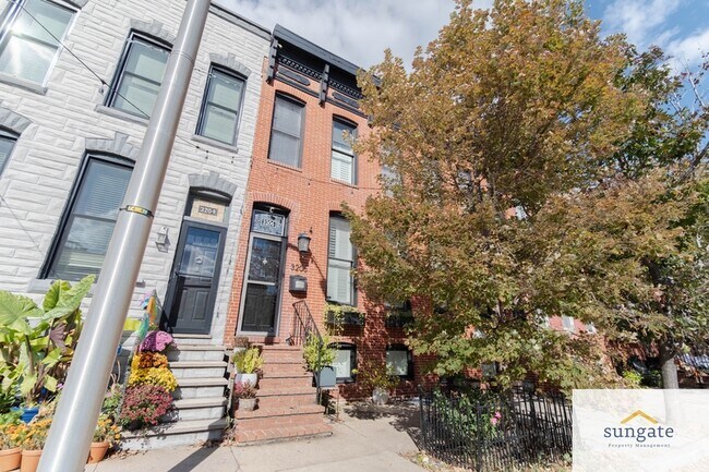 Photo - 3206 Hudson St