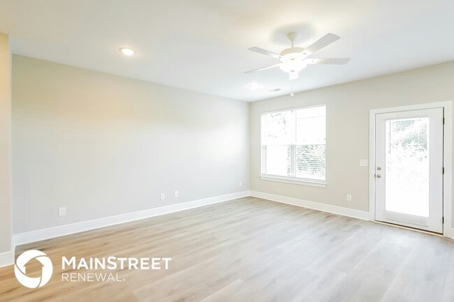 Photo - 150 Noble Pk Cir