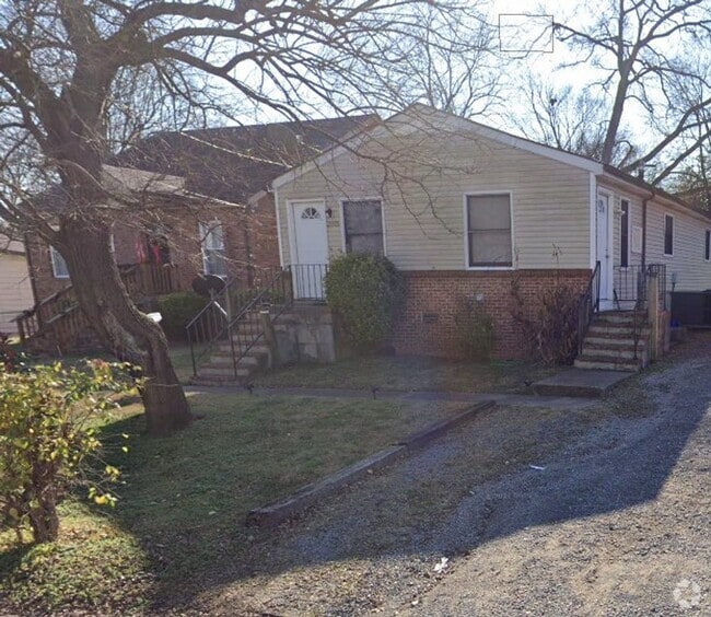 Building Photo - Three Bedroom Ranch near TSU and Hadley Park! Rental