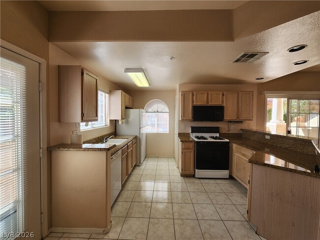 2925 Wigwam Pkwy Unit 1612