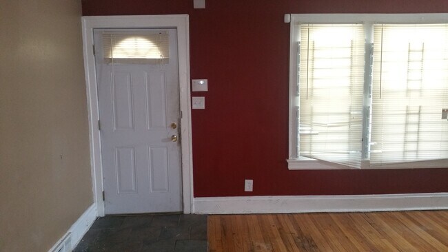 Photo - 1665 Cliffview Rd Unit 1