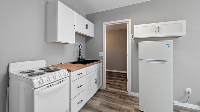 North Valley Apartments