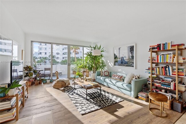 11 Island Ave