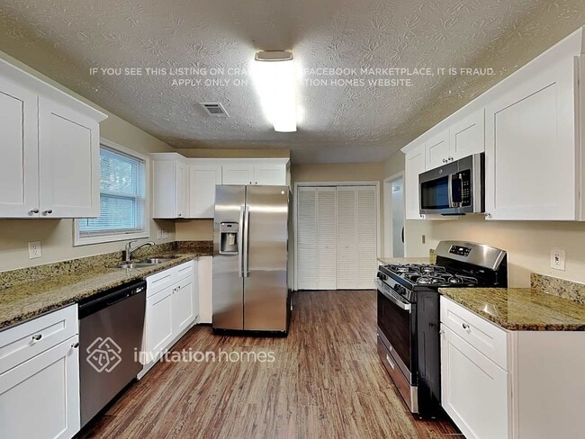 Photo - 609 Upland Ridge Dr NW