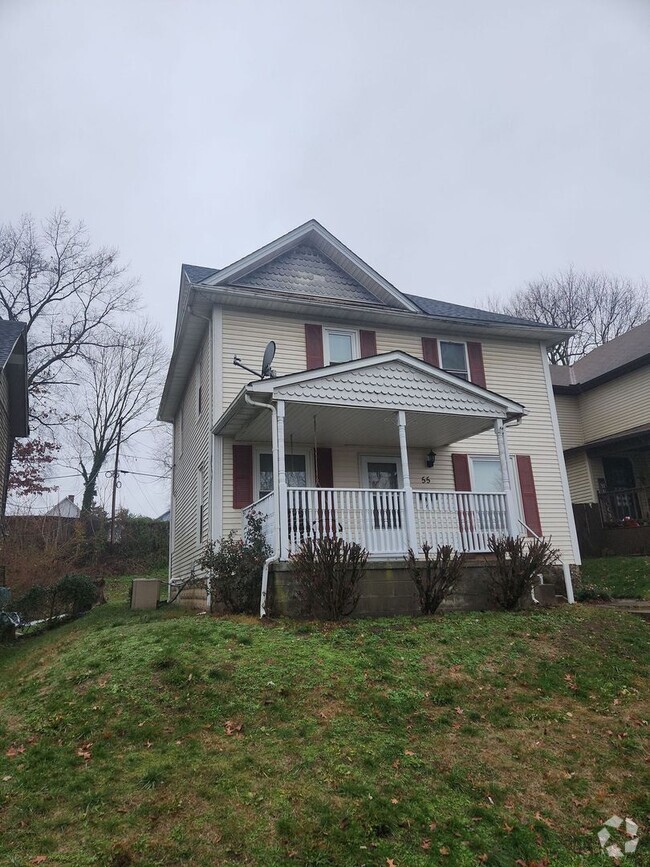 Building Photo - 4 Bedroom Single Family Home, Newark OH