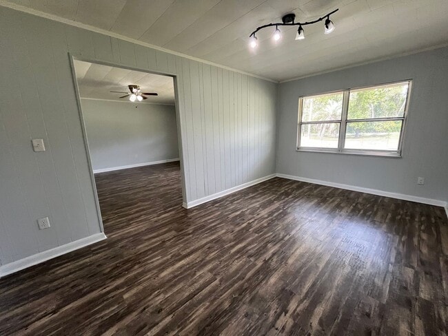 Photo - Spacious 4-Bedroom Brick Home on 1 Acre – ...