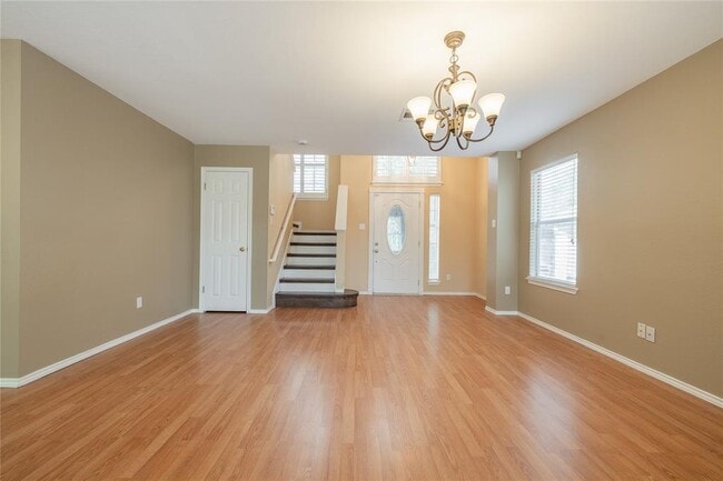 Photo - 1518 Sundance Dr