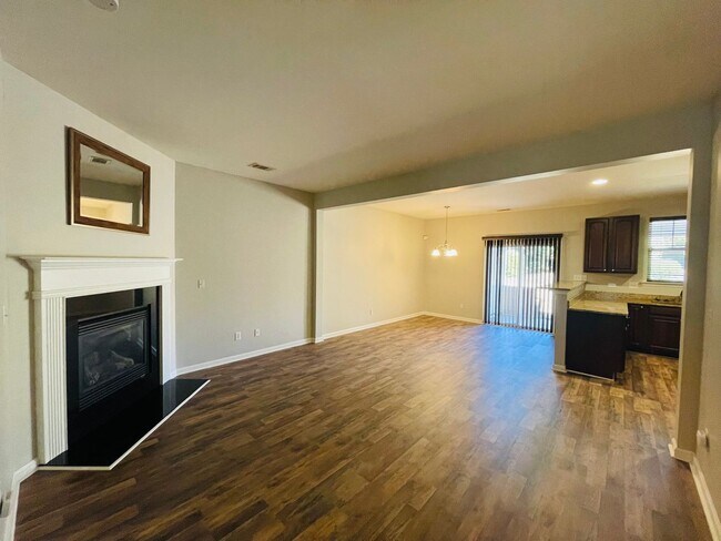 Photo - Beautiful Townhome in Catawba Village