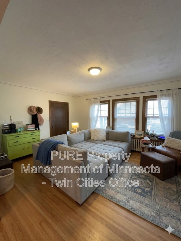 Photo - 4908 Chicago Ave Unidad 1