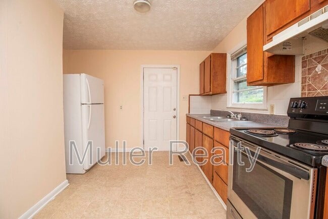 Photo - 3821 Selma Ave