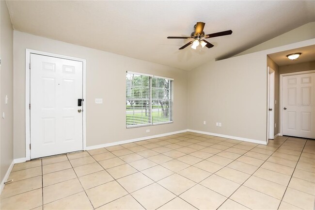Photo - 1697 Courtland Blvd