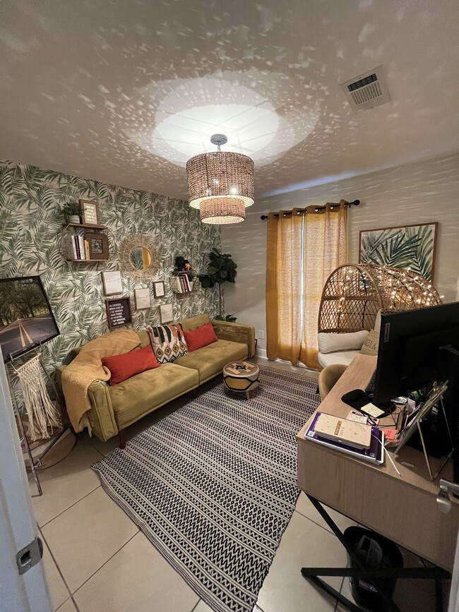 Photo - 2812 Shannon Dr