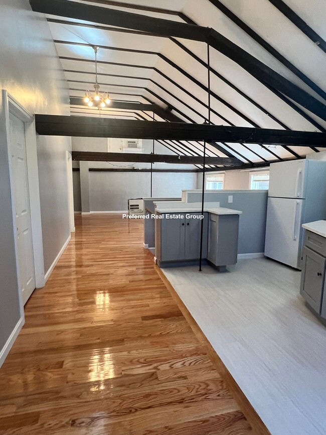 Photo - 1749 Canton Ave