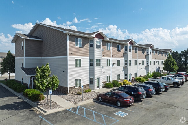 The Pines Luxury Security Apartments - The Pines Luxury Security Apartments