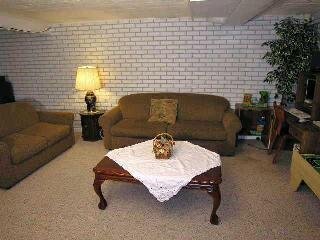 Photo - 1915 Hartford Ln