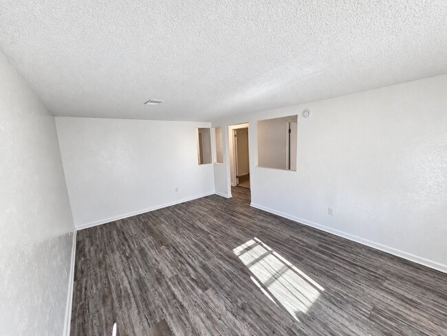 8101-8195 W 9th Ave Unit 8195