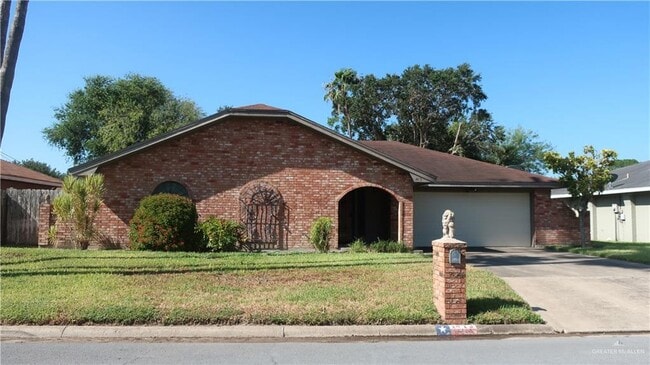 Building Photo - 12 Flamingo Ave