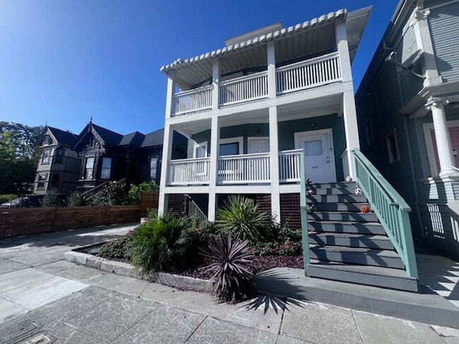 Photo - 1301 Adeline St