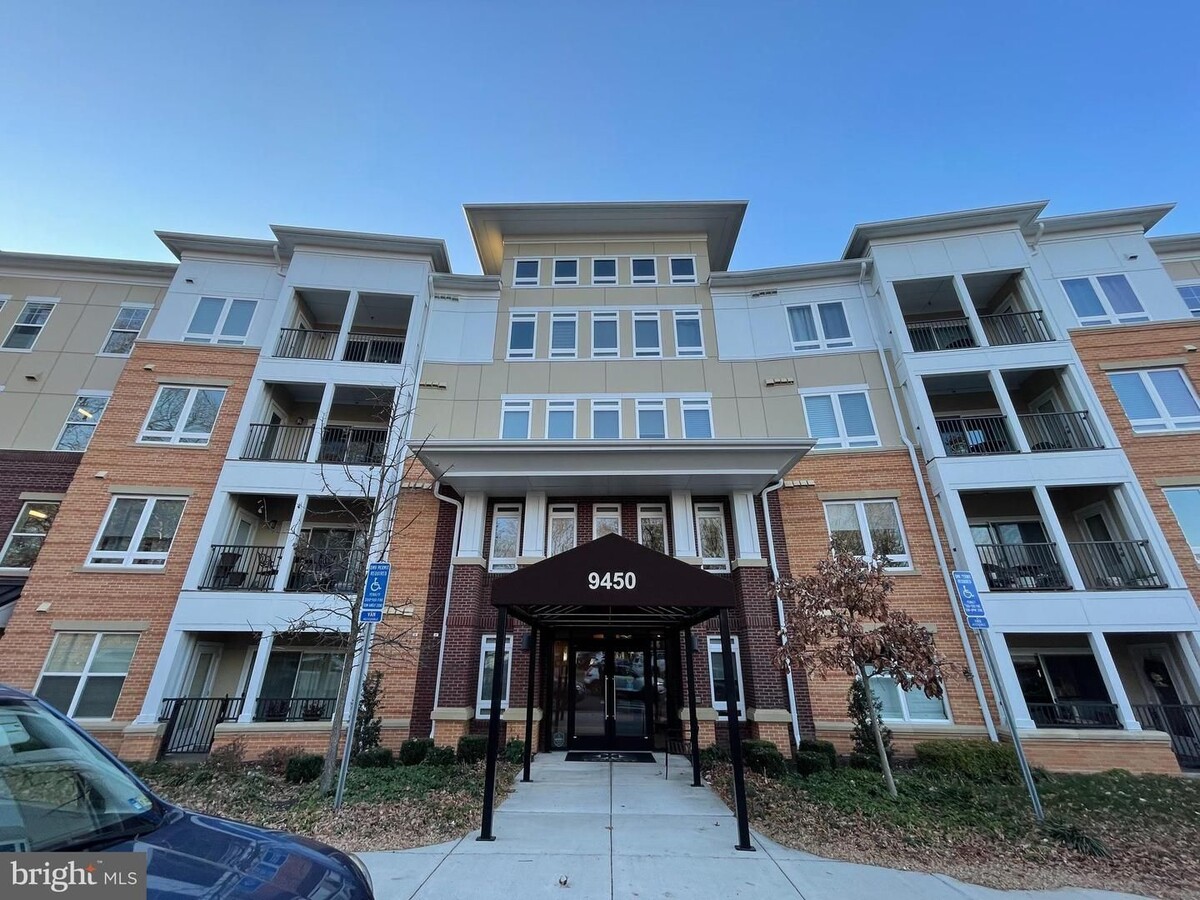 Luxurious Fairfax City 2 bed Condo - Luxurious Fairfax City 2 bed Condo