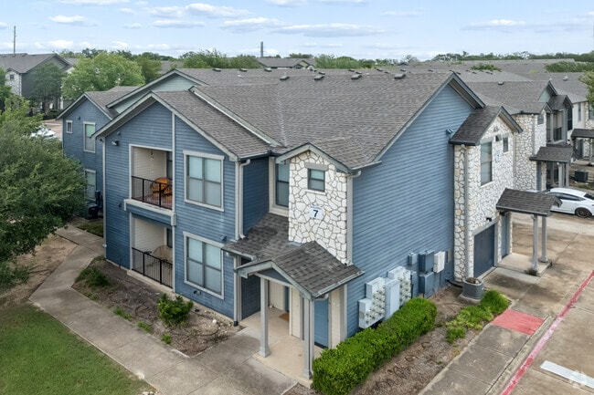 Building Exterior - Bridge at Monarch Bluffs