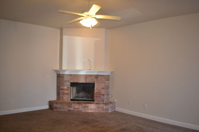 1220 Randolph Dr