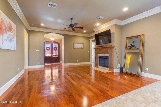 Photo - 814 Flambant Dr