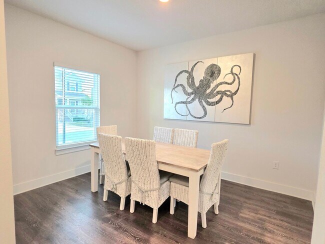Photo - Fully Furnished Coastal Beauty in Perdido ...
