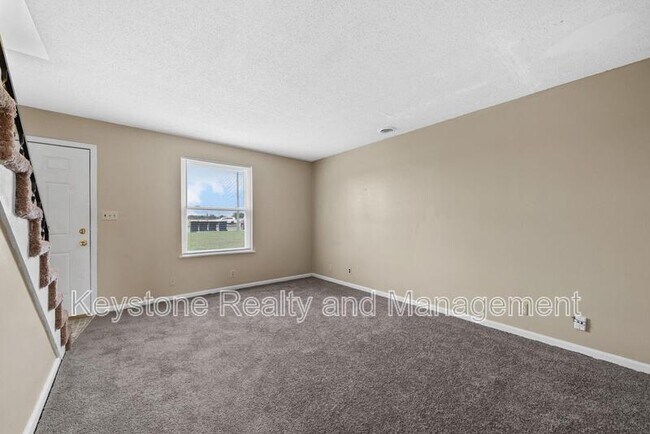 1070 Pembroke Oak Grove Rd