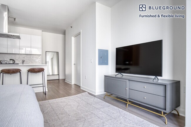 Photo - 500 N Lake Shore Dr Unidad FL5-ID394