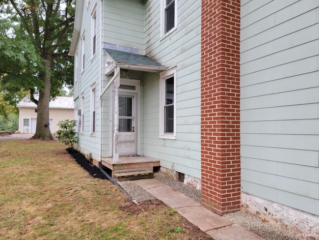 Photo - 97 N Reamstown Rd