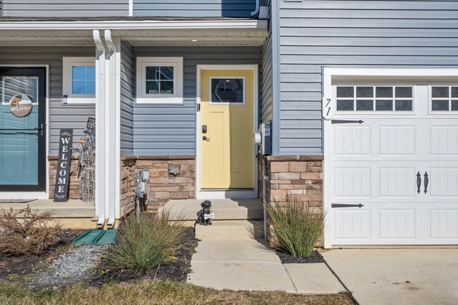 Photo - 71 Southwind Dr