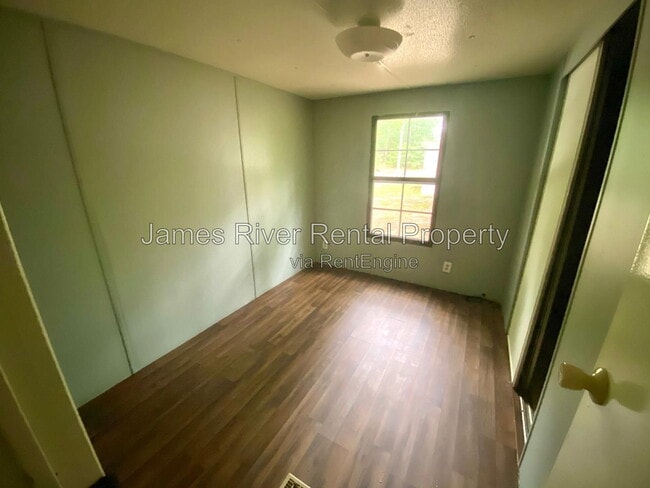 Photo - 15 Bonnydale Ln