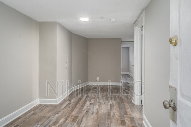 Photo - 814 Sunset Ave Unit 5