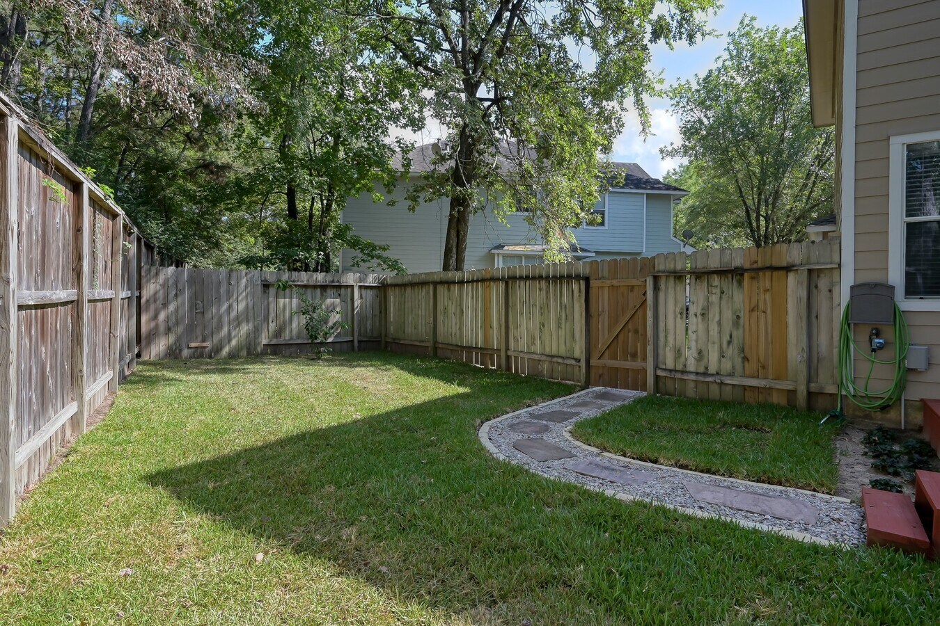 Photo - 3 Peach Ridge Pl