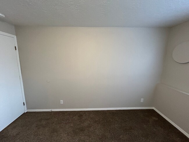 Photo - 184 Crestview Dr