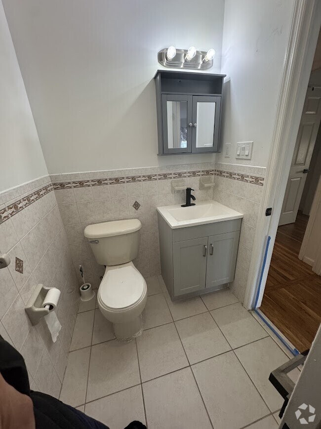 Building Photo - 286 Lexington Ave Unit 2 Rental