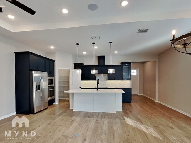 Photo - 660 Kimber Ln