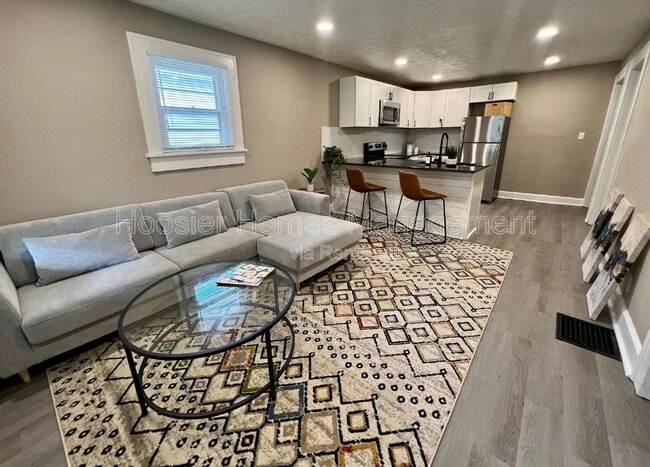 Photo - 5128 Primrose Ave