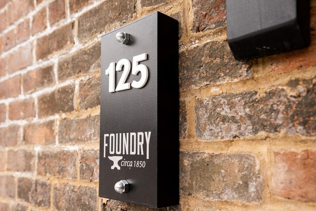 Building Photo - 225 Old South High St Unit 225-125