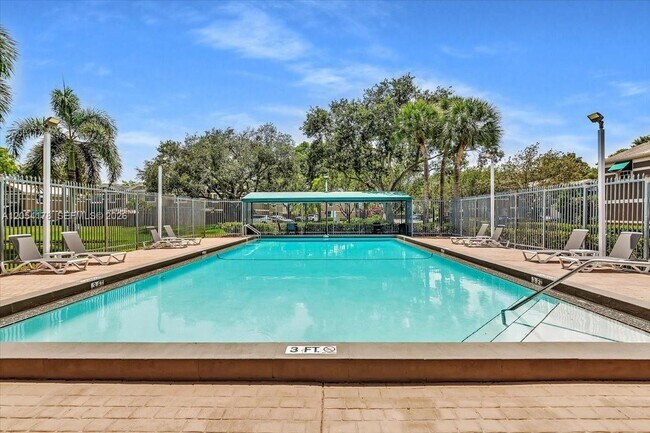 Photo - 12370 SW 52nd St