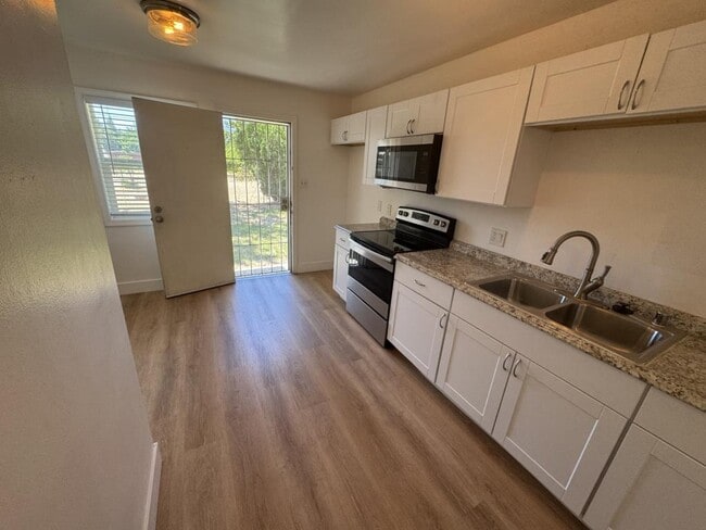 Photo - 80 Arden Cir