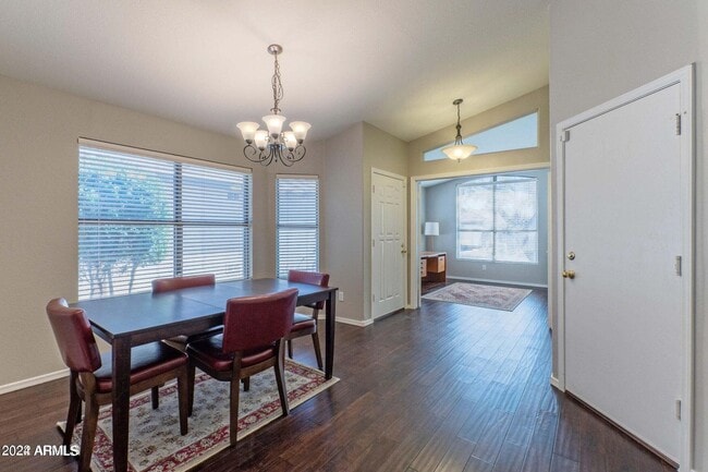 Photo - 4706 E Abraham Ln