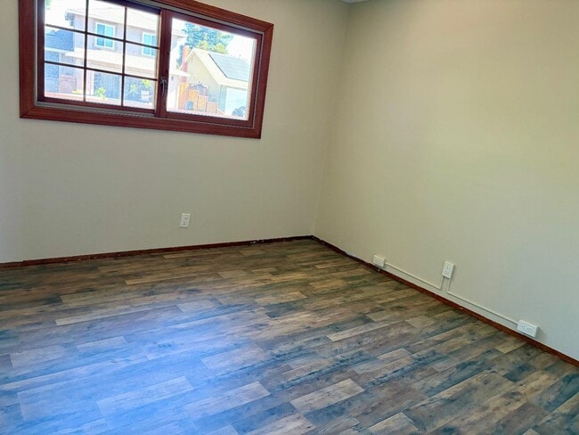 Photo - 478 Churchill Park Dr