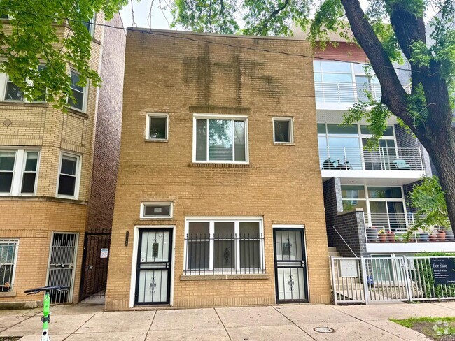 Building Photo - 1526 N Artesian Ave Unit 2 Rental