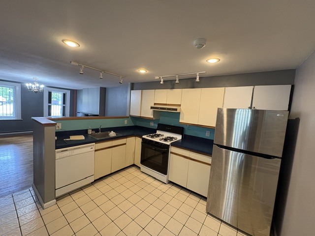Building Photo - 500 Madison Ave Unit Garden Apartment