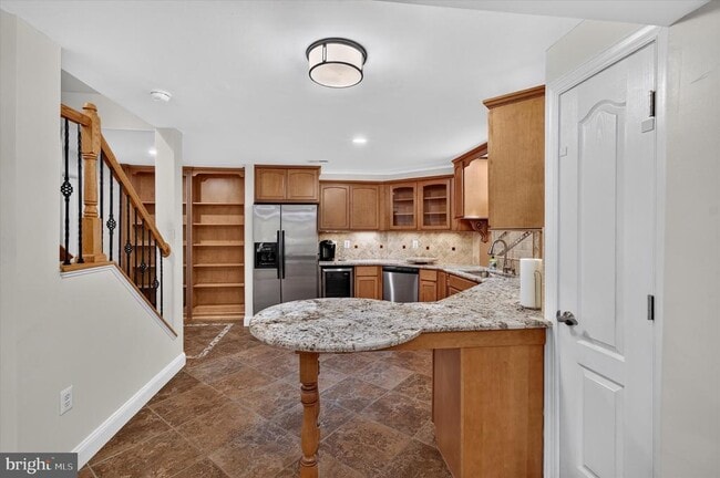 18 Muster Dr