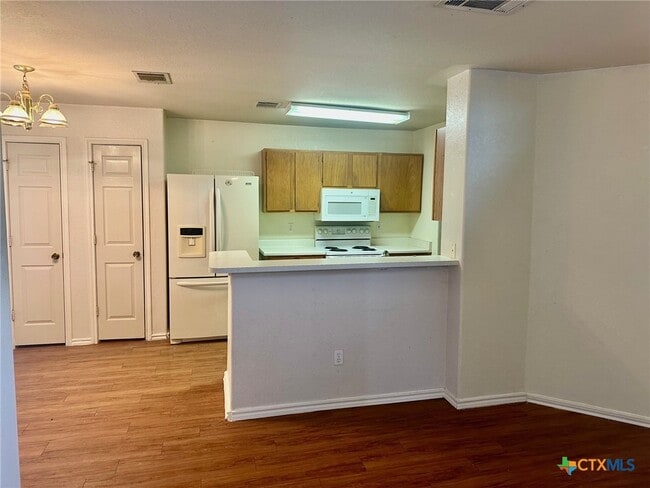 Photo - 130 Cedargrove