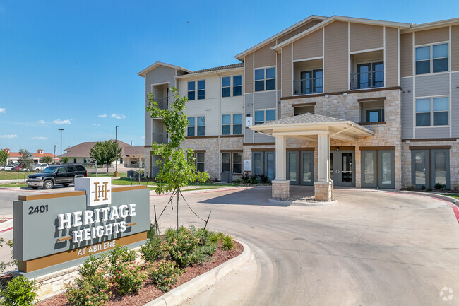 HERITAGE HEIGHTS AT ABILENE - HERITAGE HEIGHTS AT ABILENE Apartments